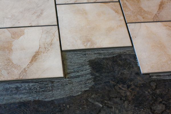 Porcelain Tile Placement